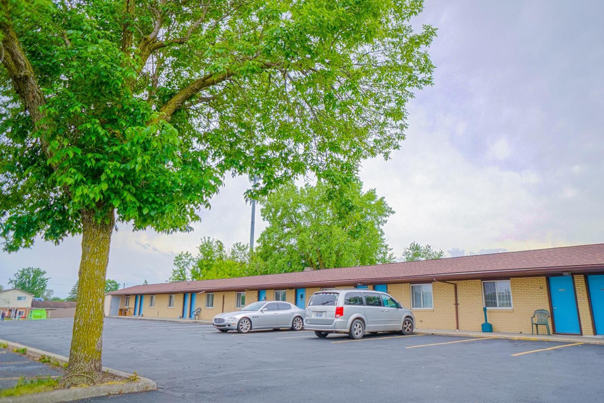 Bay Motel By Oyo Bay City Esterno foto