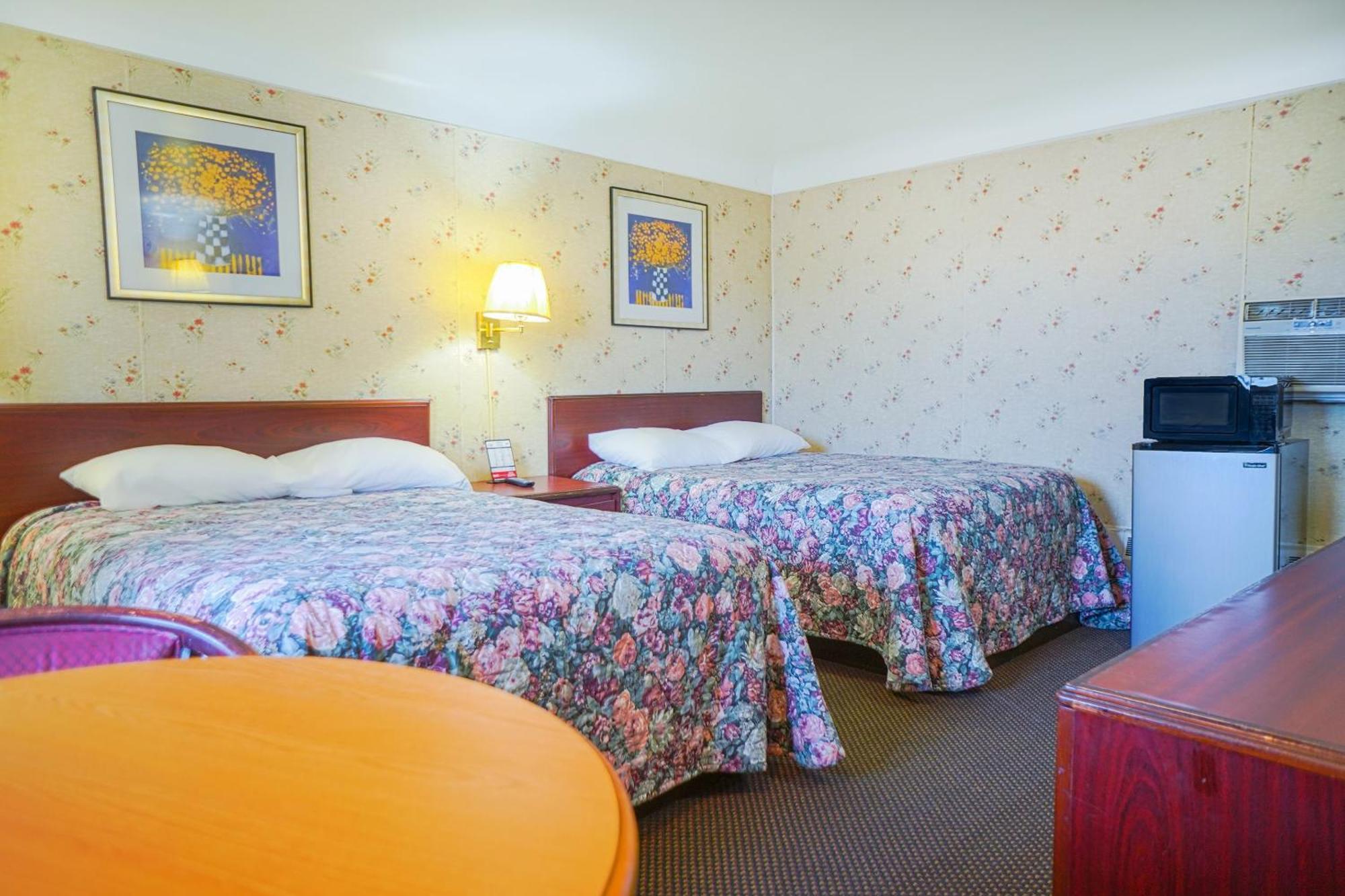 Bay Motel By Oyo Bay City Esterno foto